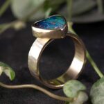 14k gouden herinneringsring van trouwringen – hart met as en gravure
