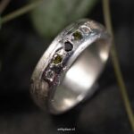 herdenkingsring met askamers & zirkonia’s herdenkingsring met askamers & zirkonia’s
